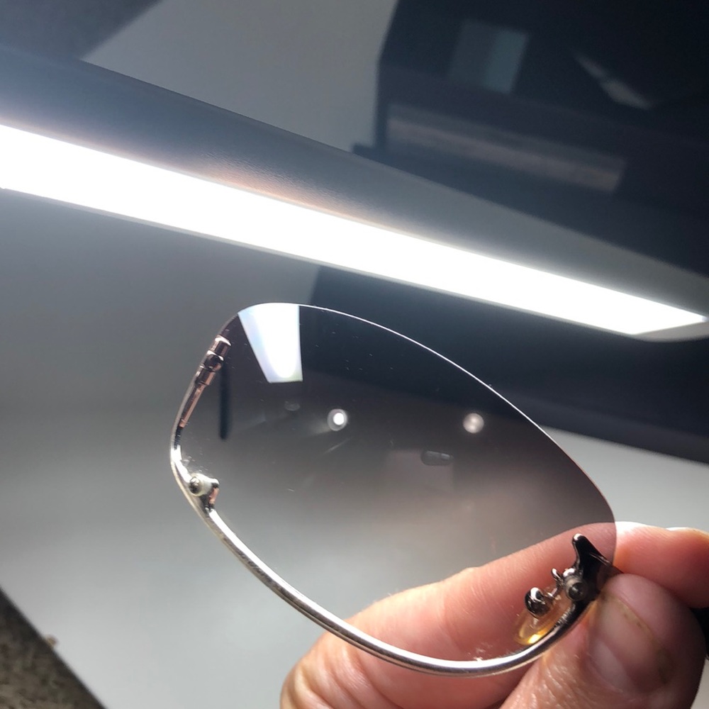 Prada Sunglasses w/ case/box/cards - Picture 3 of 8